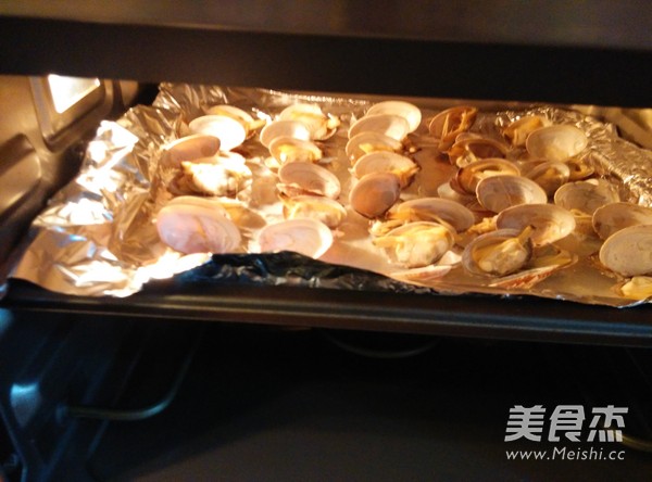 Roasted Clams in Original Sauce recipe