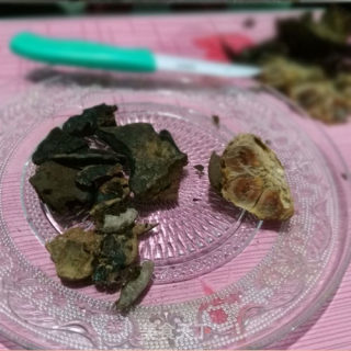 Ganoderma Lucidum and Luo Han Guo Soaked in Water recipe