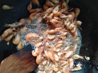 Crispy Small River Prawns recipe