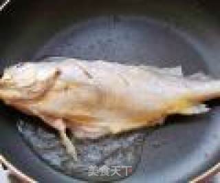 Xinlan Hand-made Private Kitchen [braised Large Yellow Croaker]——ice Cream Tears (encounter) recipe