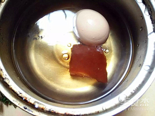Brown Sugar Wormwood Boiled Eggs recipe
