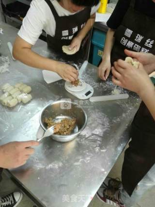 Su-style Fresh Meat Moon Cakes recipe