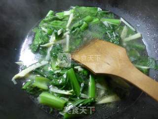 Winter Bamboo Shoots and Tiancai Core Soup recipe