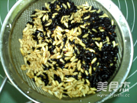 Nut Oats Black Rice Paste recipe