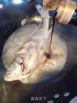 Sweet and Sour Yellow Croaker recipe