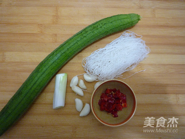 Steamed Loofah with Garlic Vermicelli recipe