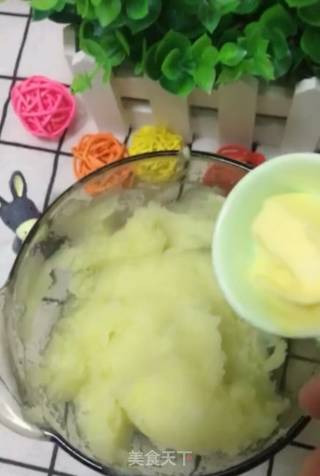 Potato and Bean Pastry recipe