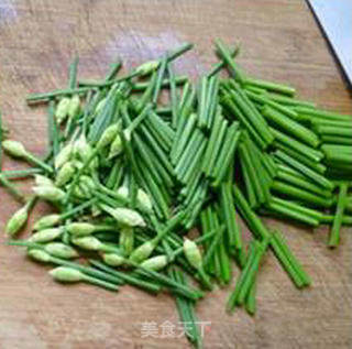 Stir-fried Pork Belly with Chinese Chives recipe