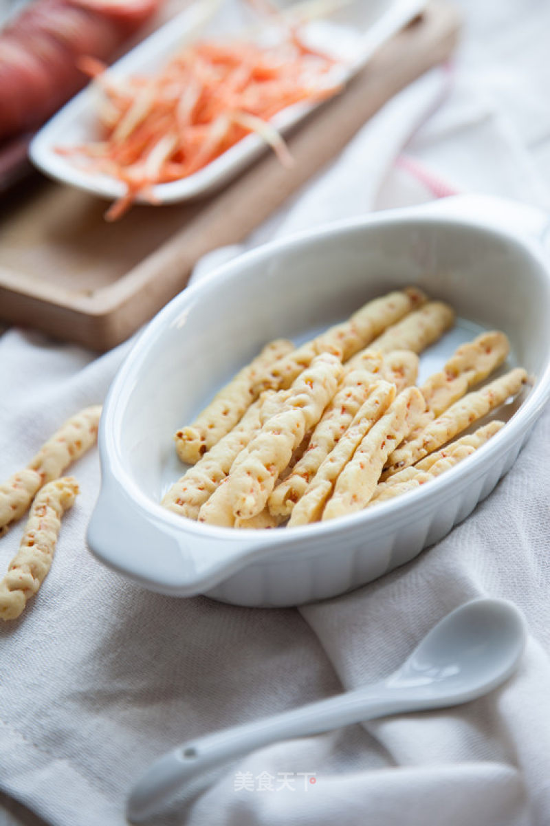 Carrot Biscuit Sticks
