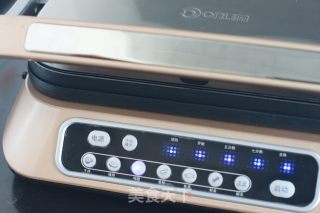 #东岭牛肉机# Korean-style Sauerkraut Grilled Rice Cake recipe