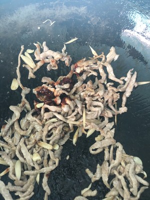 Celery Shredded Pork Sauteed Dry recipe
