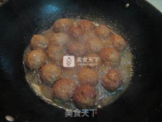 Braised Pork and Lotus Root Meatballs recipe