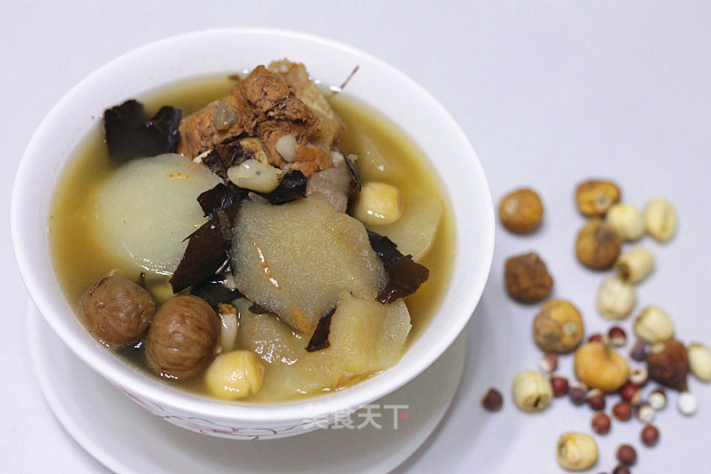 #trust之美#lung Loquat Leaf Yali Bone Soup recipe
