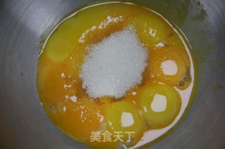 Golden Tiger Skin Cake Roll recipe