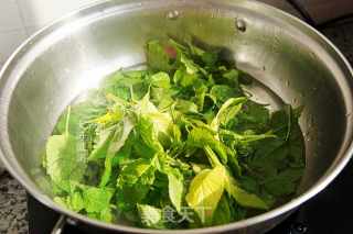 Scrambled Eggs with Bidens recipe