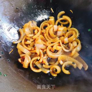 Stir-fried Pork Skin with Green Garlic recipe