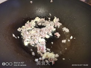 Zucchini Fried Minced Pork recipe