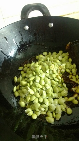 Stir-fried Dried Tofu with Leeks and Edamame recipe