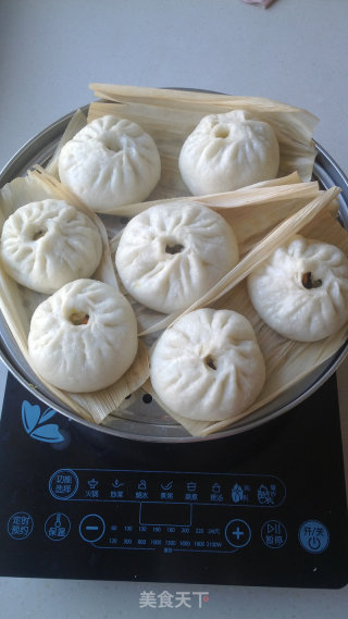 Very Delicious---vegetarian Stuffed Buns recipe