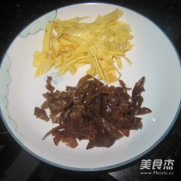 Fungus and Egg Noodles recipe