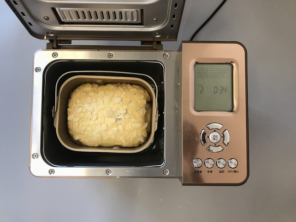 Breadmaker Version of Cuckoo Hof Bread recipe