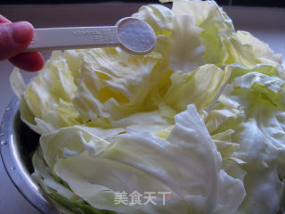 Rich and Mellow Cheese Flavor--golden Kimchi of Cabbage recipe