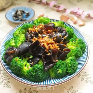 [shandong] Garlic and Broccoli with Fungus recipe
