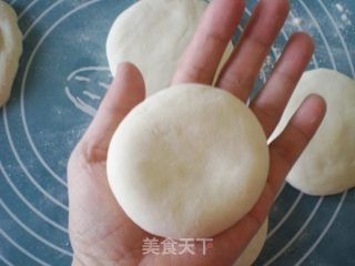 Rose Stuffed Sugar Pancakes recipe