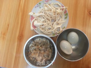 Scrambled Eggs with Clam Mushrooms recipe