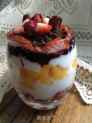 Rose Yogurt Cup recipe