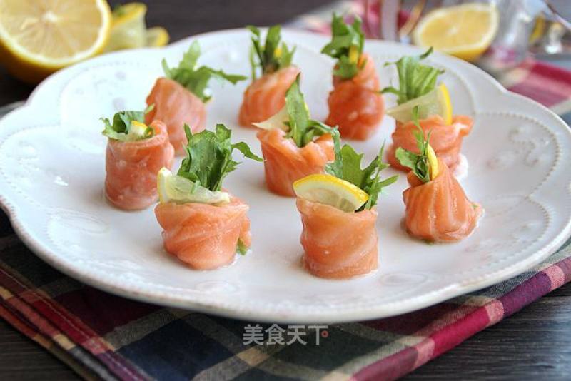 Salmon Vegetable Roll recipe