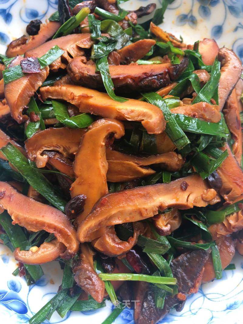 Stir-fried Mushrooms with Leek recipe