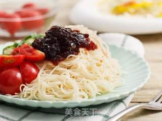 Japanese Soy Sauce Jelly Tomato Cold Noodles recipe