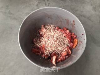 Steamed Pork with Lotus Root Noodles recipe