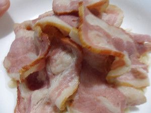 Bacon with Enoki Mushroom recipe