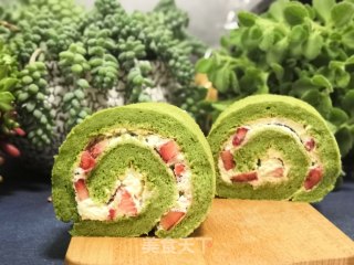 Spinach Strawberry Cake Roll recipe