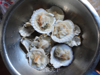 Steamed Scallops with Garlic Fans recipe