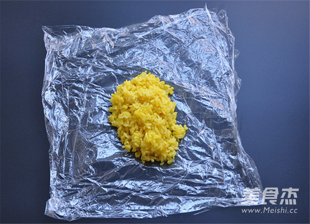 Gardenia Little Yellow Man Rice Ball recipe