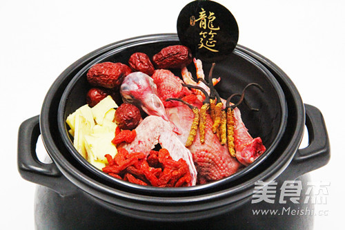 Lidong Recipe, Stewed Pigeon with Dragon Feast and Cordyceps recipe