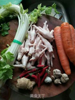 Hot and Sour Chicken Feet recipe