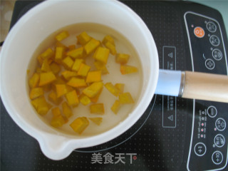 [sweet Pumpkin Dumpling Soup] recipe