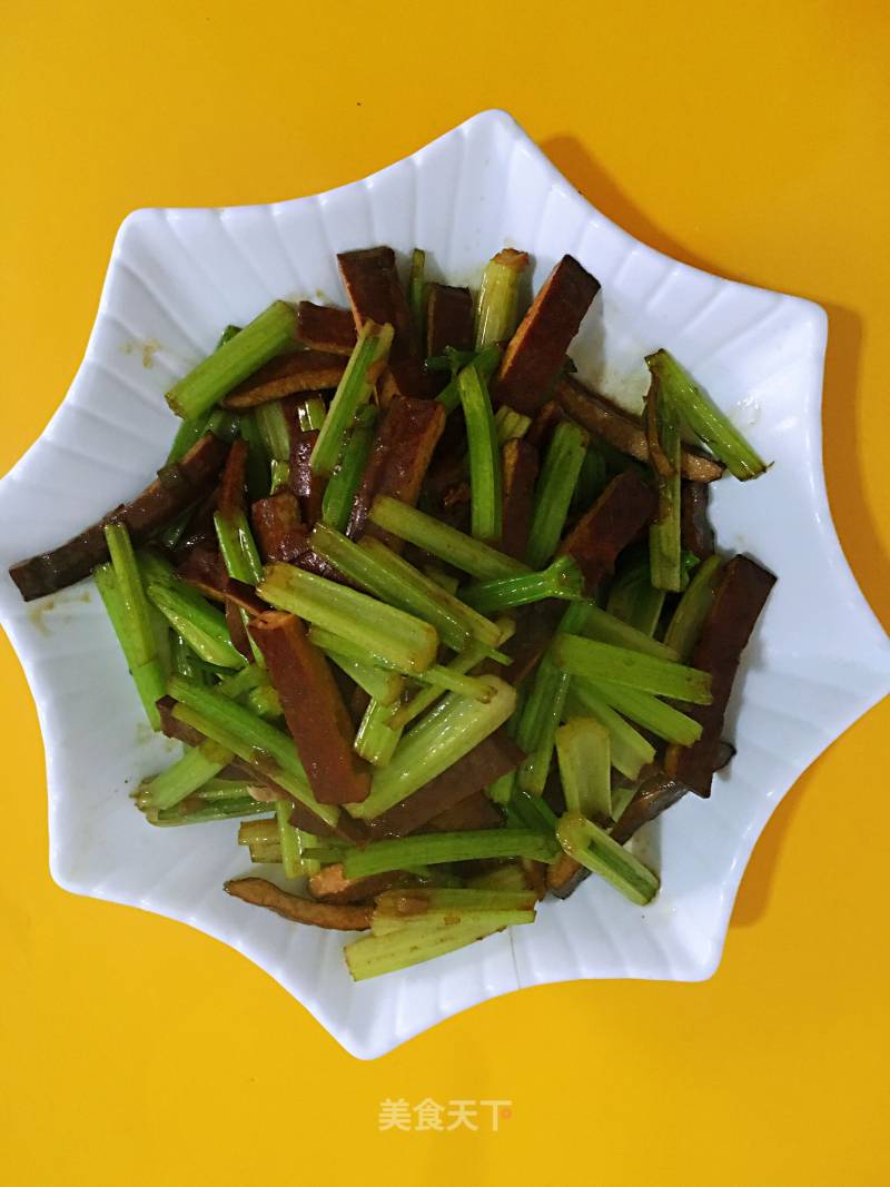 Celery Sauteed Dry recipe