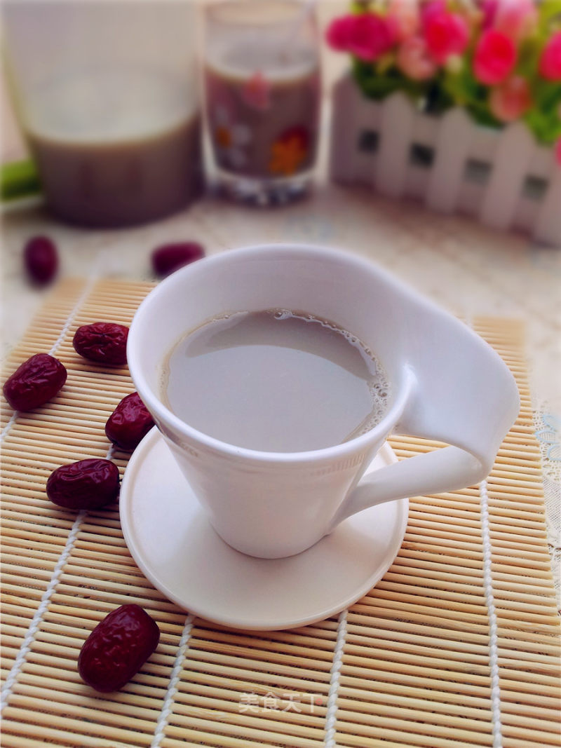 Red Dates and Black Soy Milk recipe