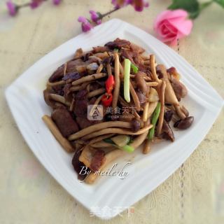 Sliced Pork with Tea Tree Mushroom recipe