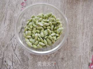 Mushroom Oil Mixed with Bamboo Shoots and Dried Edamame recipe