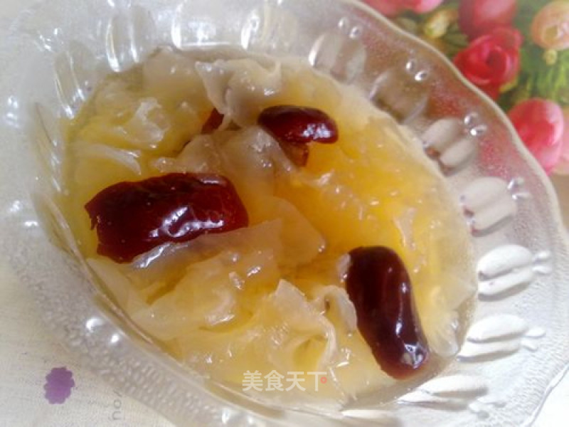 Red Date and Tremella Soup recipe
