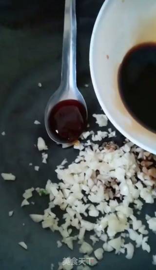 Lettuce with Garlic Oyster Sauce recipe