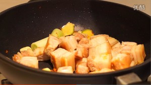 The Most Beautiful Braised Pork and Tiger Egg [mi Er Qiao's Seven-flavored Kitchen Episode 8] A Stew that is Not Only A Stomach But Also A Heart recipe