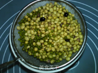 Red Dates and Mung Bean Soy Milk recipe