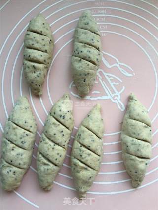Black Sesame Whole Wheat Bread recipe